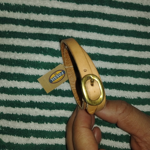 🤩(2)Fossil leather bracelets - Picture 1 of 1